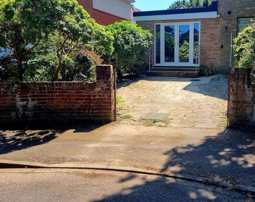 Private Self-Contained Place Bournemouth Exterior foto